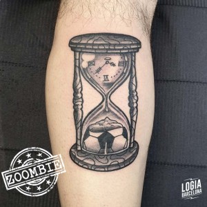 tatuaje_brazo_reloj_arena_logiabarcelona_juanma_zoombie